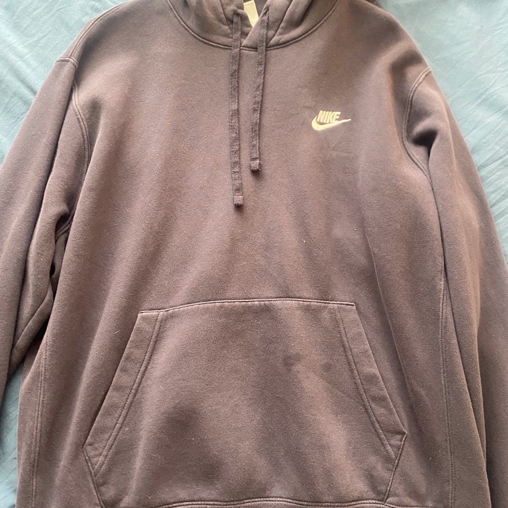 Nike Black Sweatshirt Athletic Style